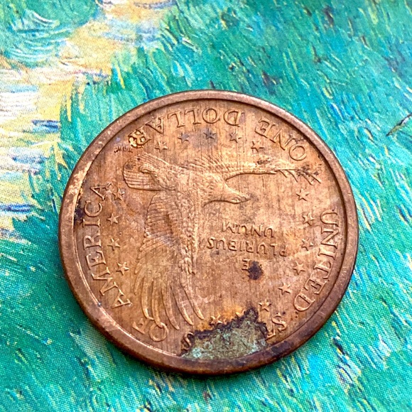 Vintage Sacagawea 2000D Toned One Dollar Coin - Picture 2 of 2